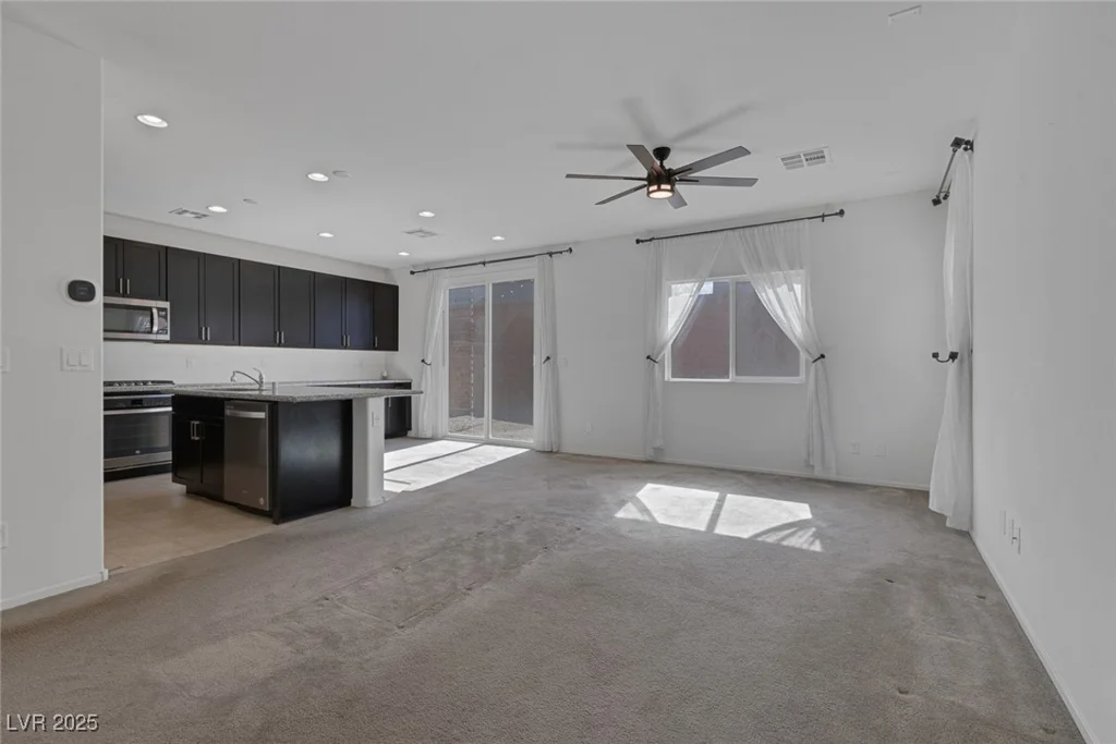5589 Pico Ferrera, Las Vegas, NV 89113