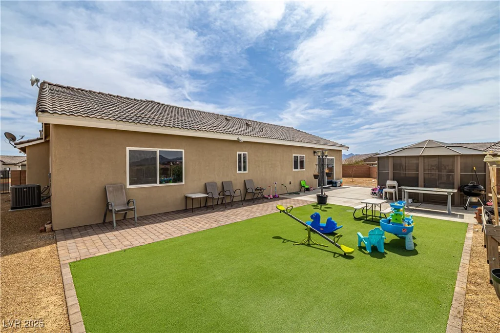 10 Magnolia, Pahrump, NV 89048