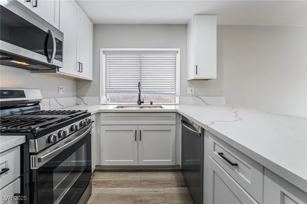 5771 Auckland, Las Vegas, NV 89110