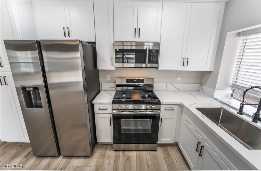 5771 Auckland, Las Vegas, NV 89110