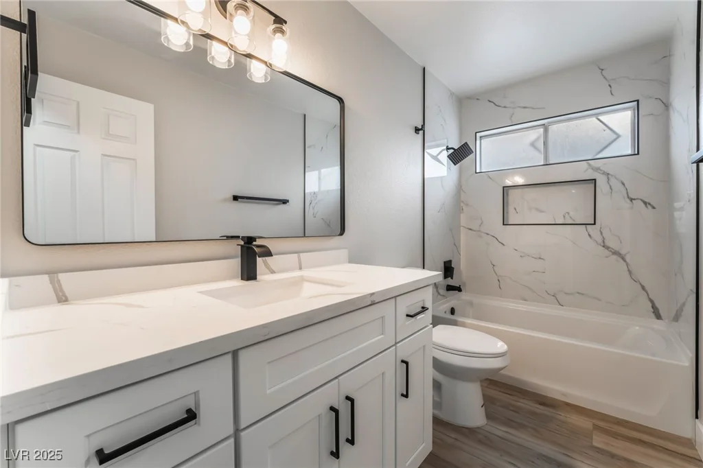 5771 Auckland, Las Vegas, NV 89110