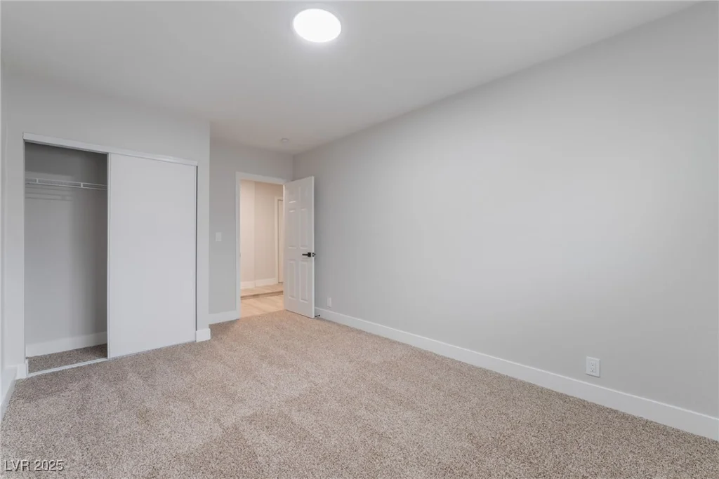 5771 Auckland, Las Vegas, NV 89110