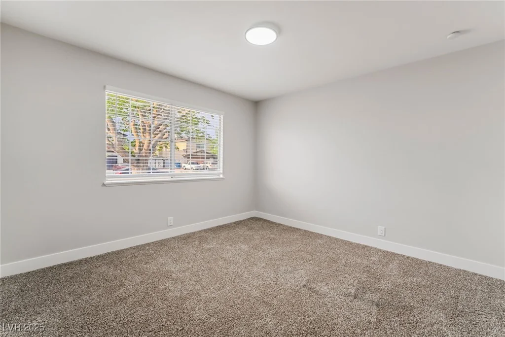 5771 Auckland, Las Vegas, NV 89110
