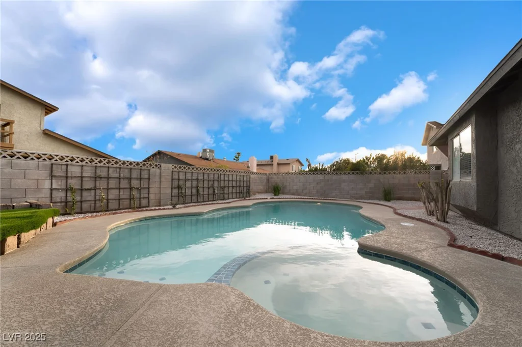 5771 Auckland, Las Vegas, NV 89110