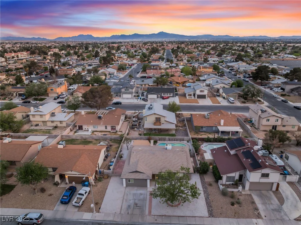 5771 Auckland, Las Vegas, NV 89110
