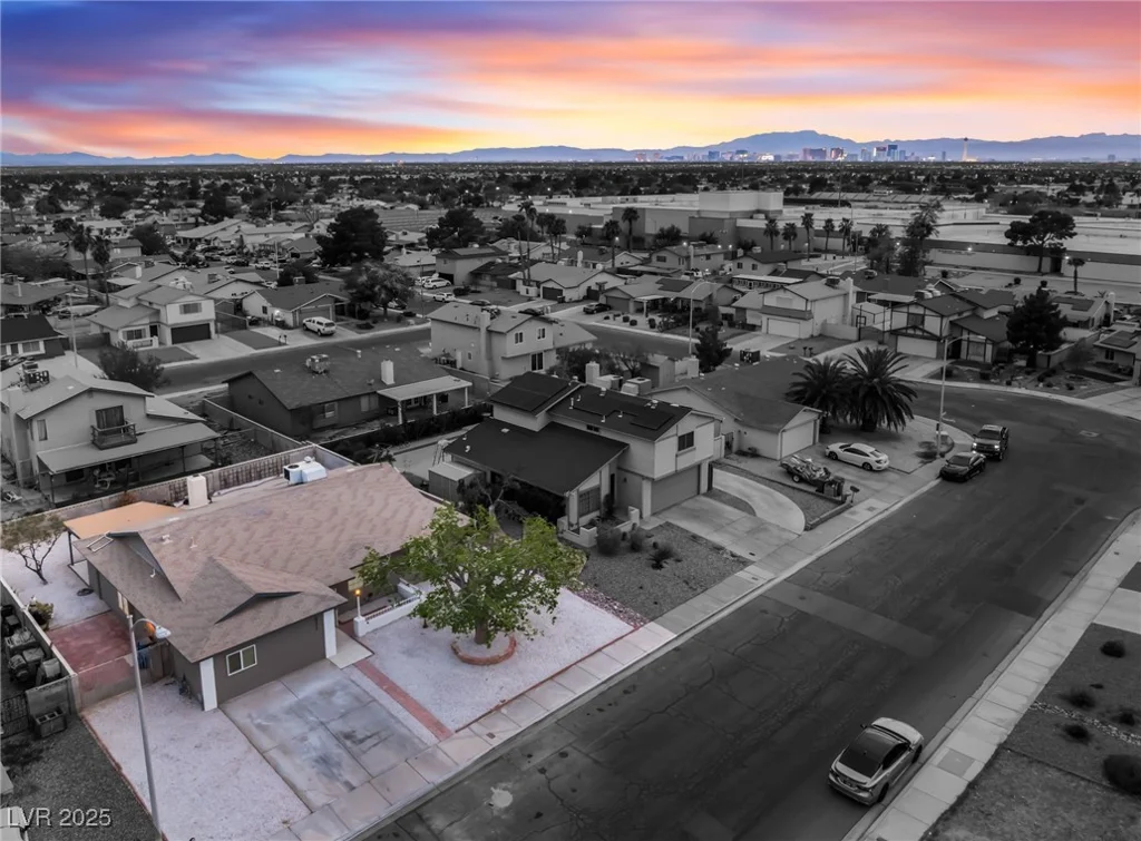 5771 Auckland, Las Vegas, NV 89110