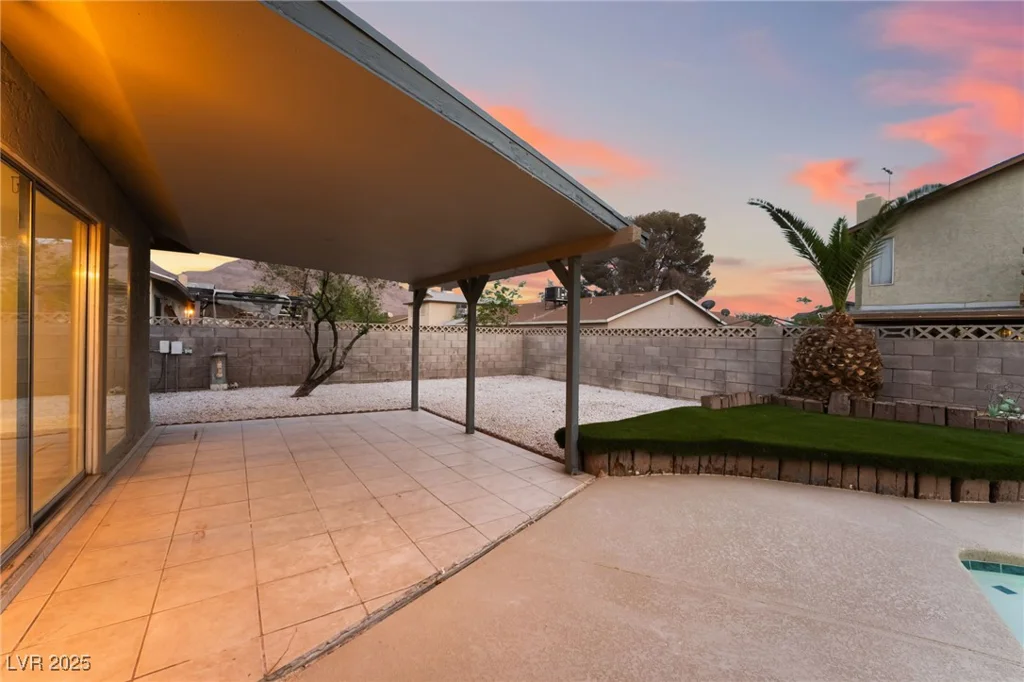 5771 Auckland, Las Vegas, NV 89110