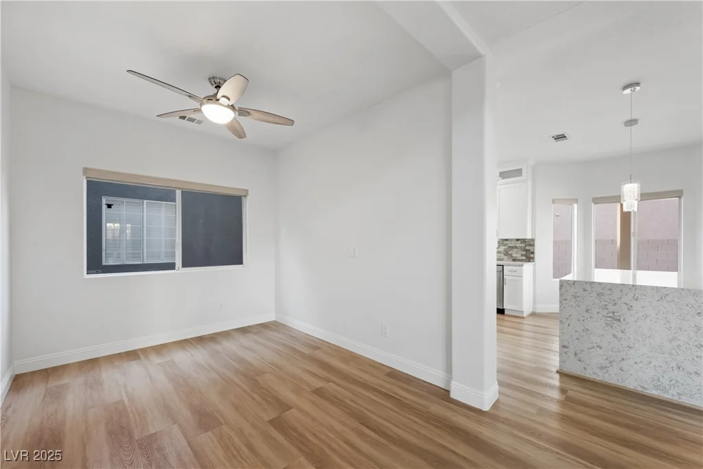 8500 Gold Flash, Las Vegas, NV 89129