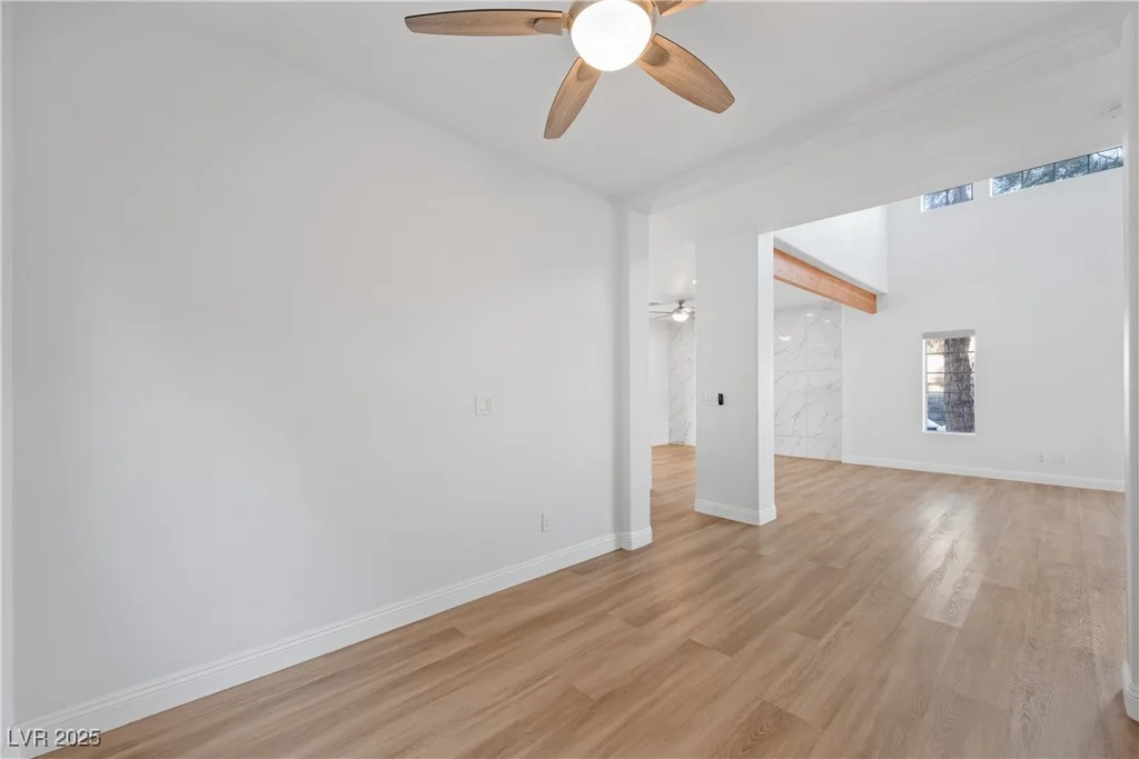 8500 Gold Flash, Las Vegas, NV 89129