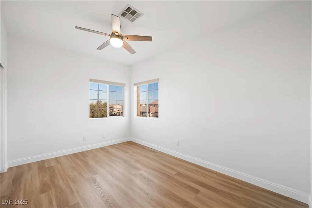 8500 Gold Flash, Las Vegas, NV 89129