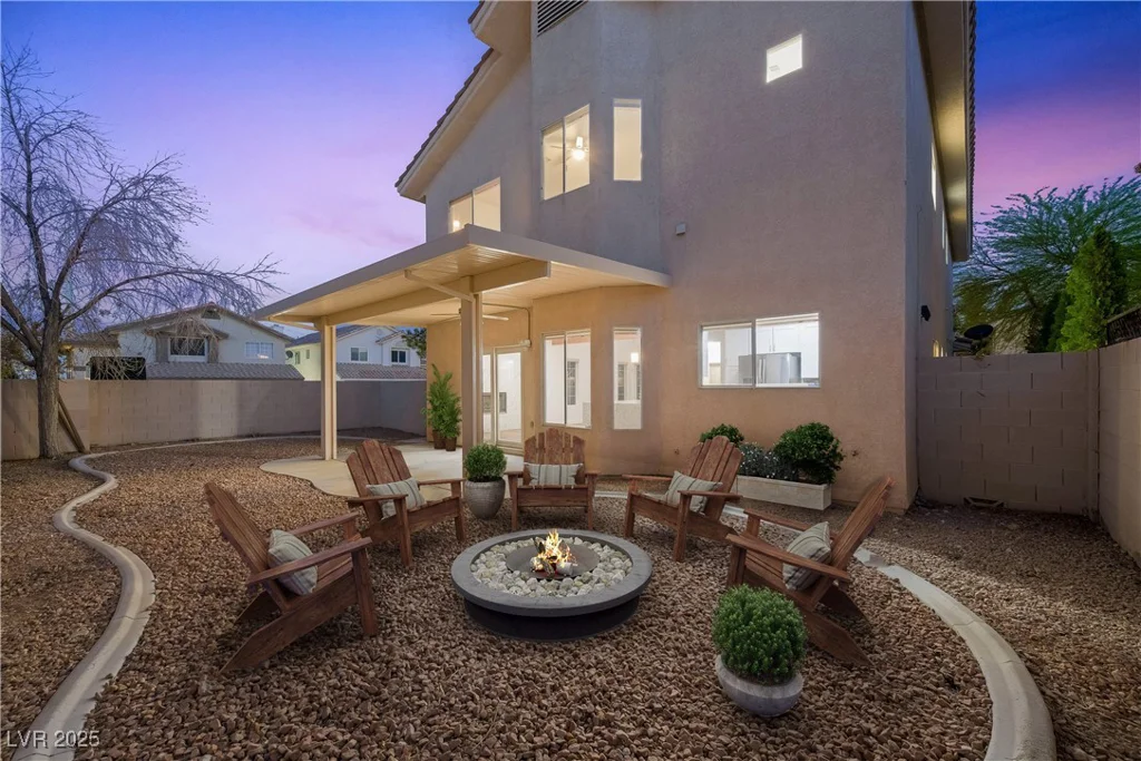 8500 Gold Flash, Las Vegas, NV 89129