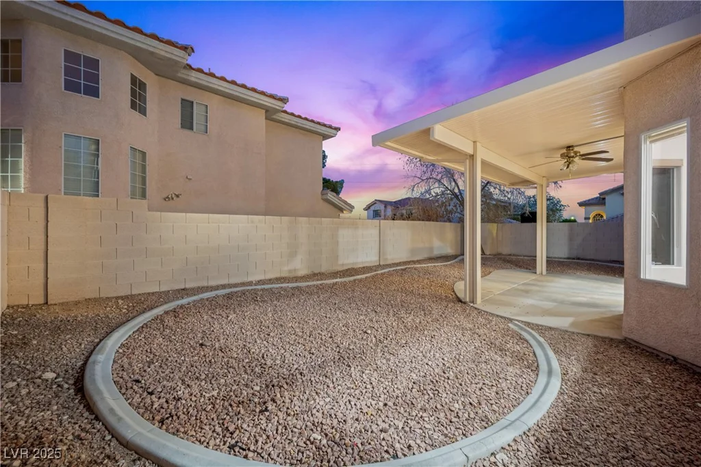 8500 Gold Flash, Las Vegas, NV 89129