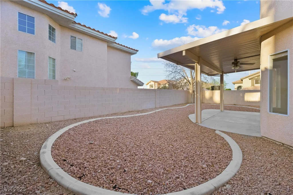 8500 Gold Flash, Las Vegas, NV 89129