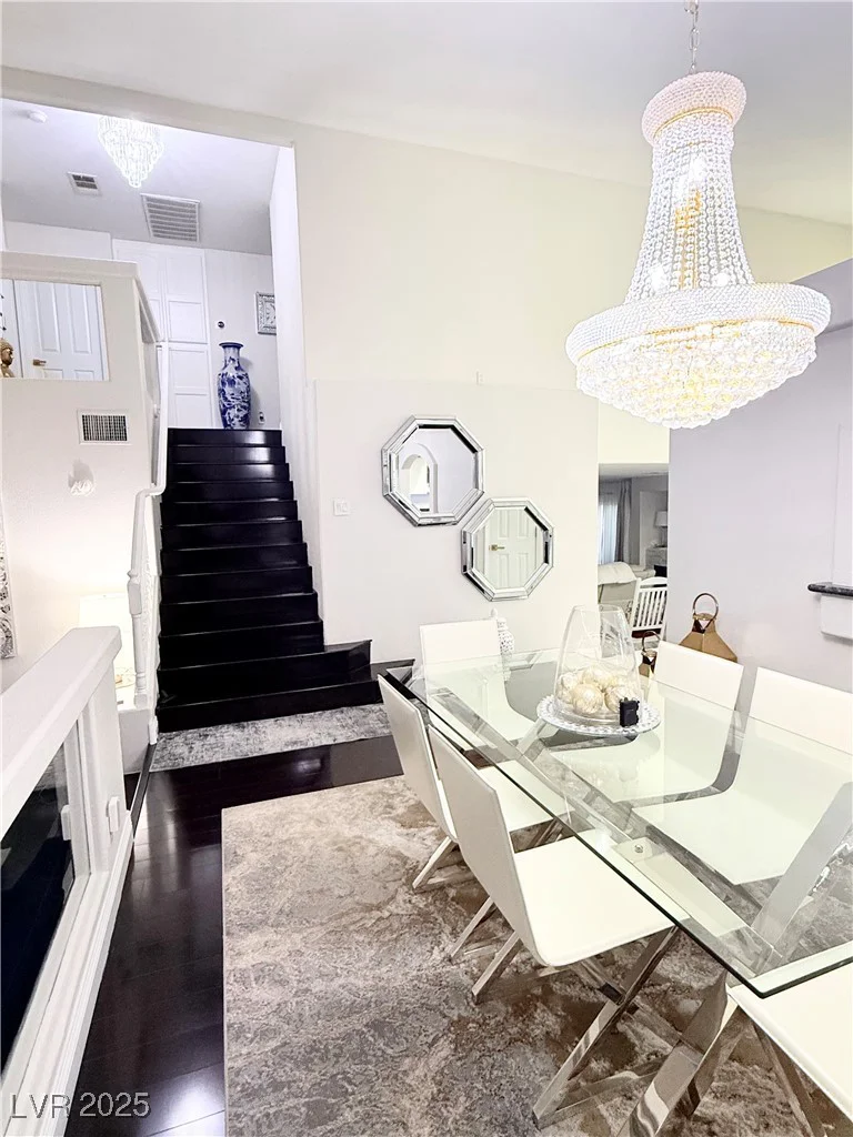 8884 Dove Cove, Las Vegas, NV 89129