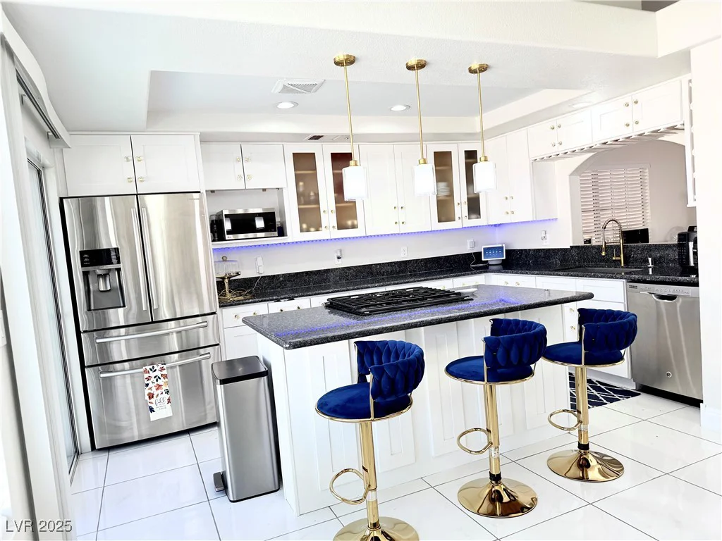 8884 Dove Cove, Las Vegas, NV 89129