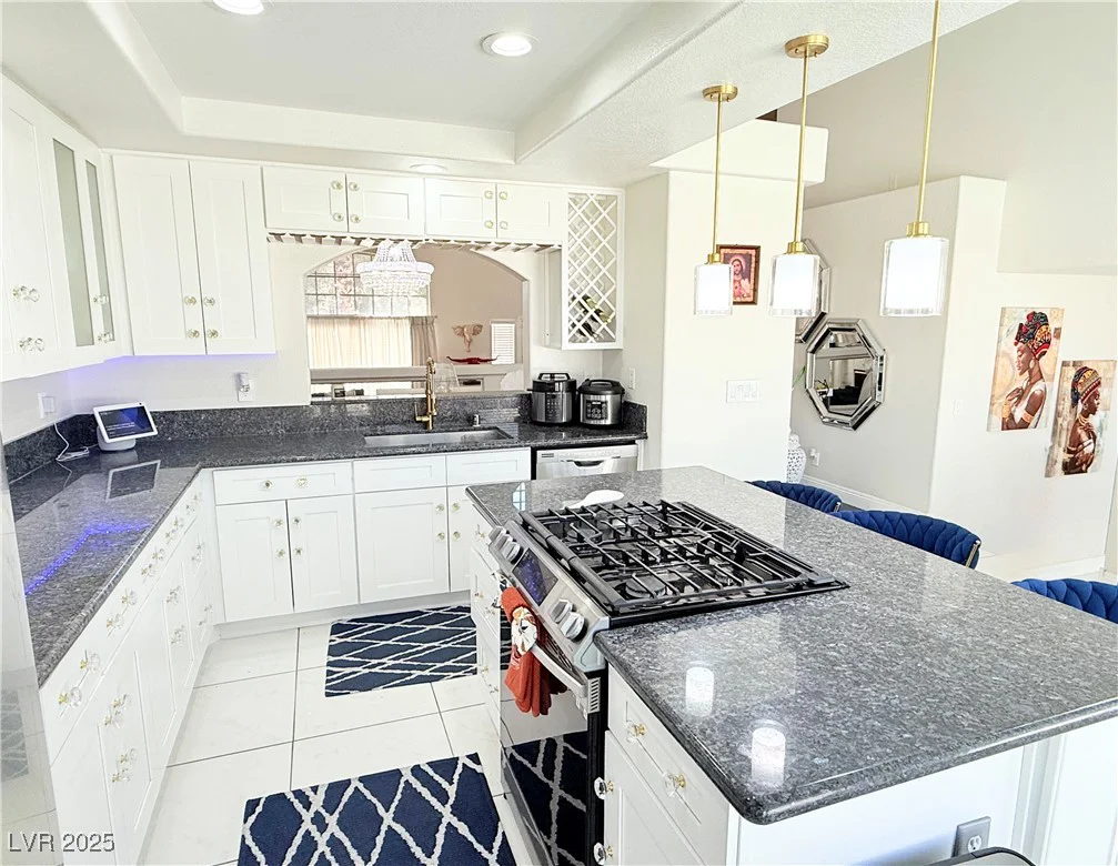 8884 Dove Cove, Las Vegas, NV 89129