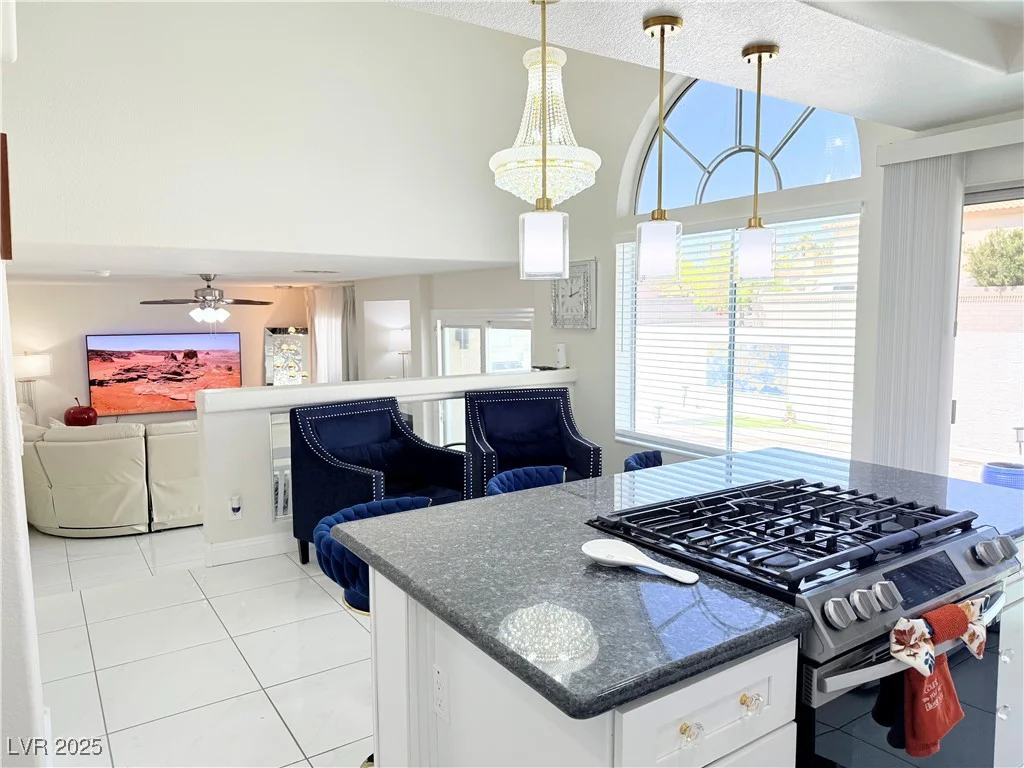 8884 Dove Cove, Las Vegas, NV 89129