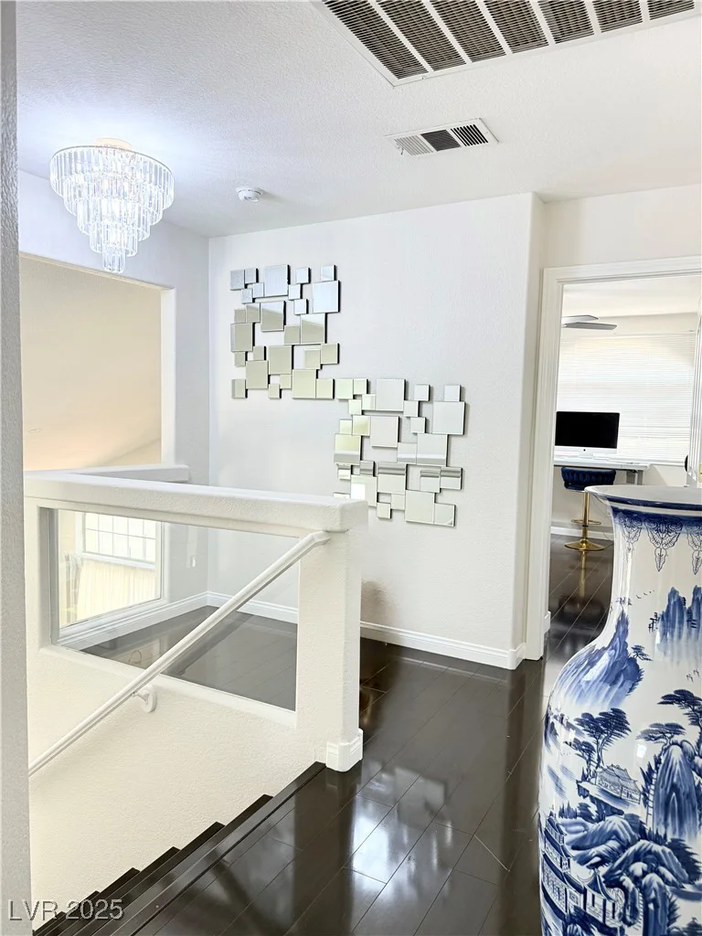 8884 Dove Cove, Las Vegas, NV 89129