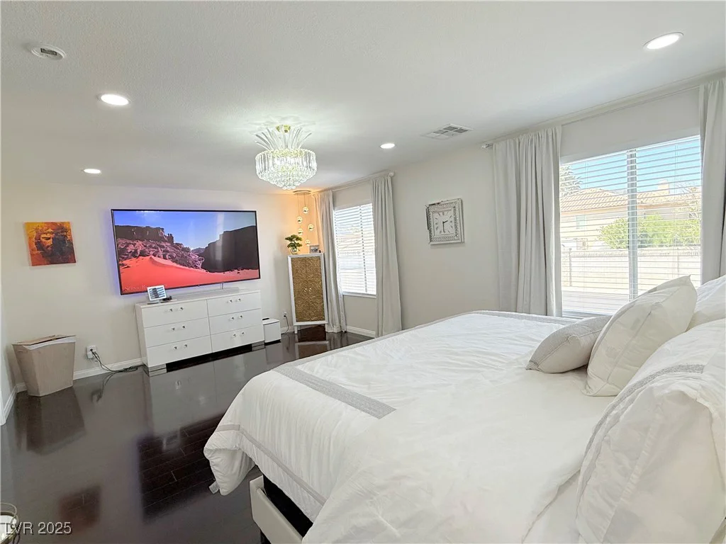 8884 Dove Cove, Las Vegas, NV 89129