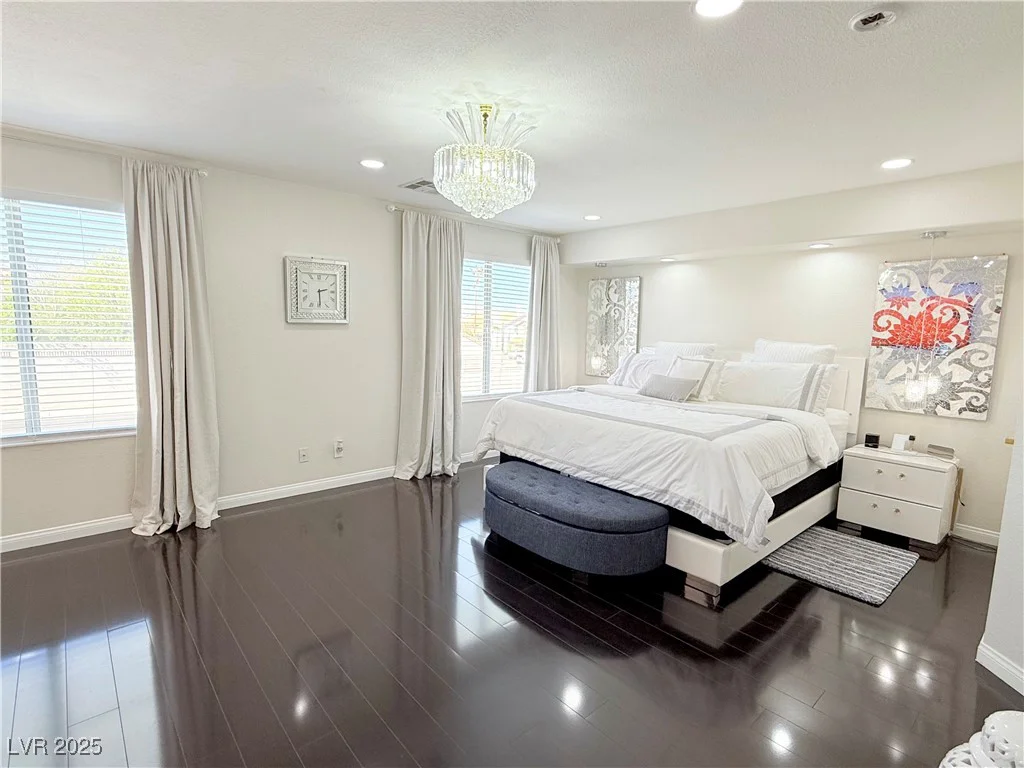 8884 Dove Cove, Las Vegas, NV 89129