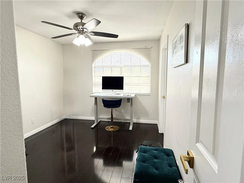 8884 Dove Cove, Las Vegas, NV 89129