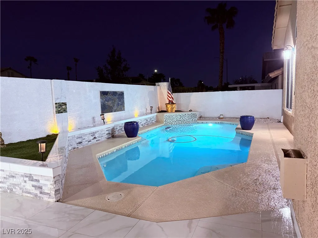 8884 Dove Cove, Las Vegas, NV 89129