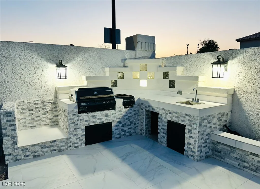 8884 Dove Cove, Las Vegas, NV 89129