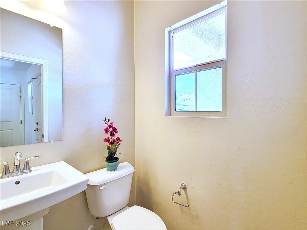 8904 Sleepy Panda, Las Vegas, NV 89148