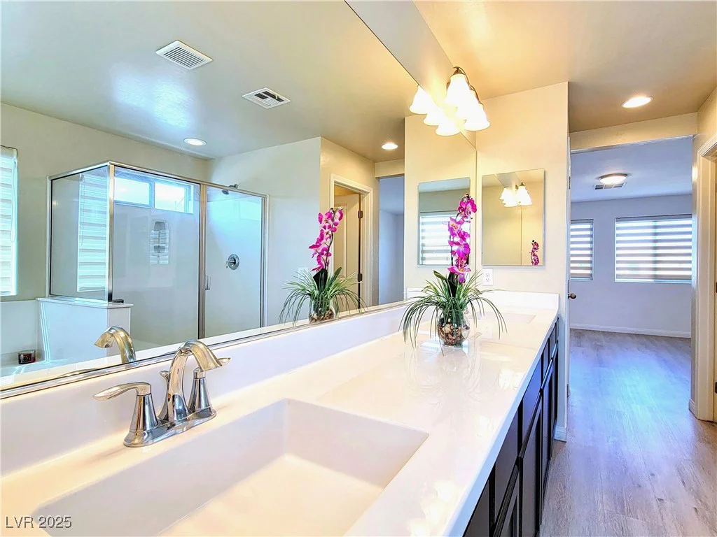 8904 Sleepy Panda, Las Vegas, NV 89148