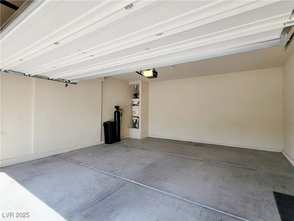 8904 Sleepy Panda, Las Vegas, NV 89148