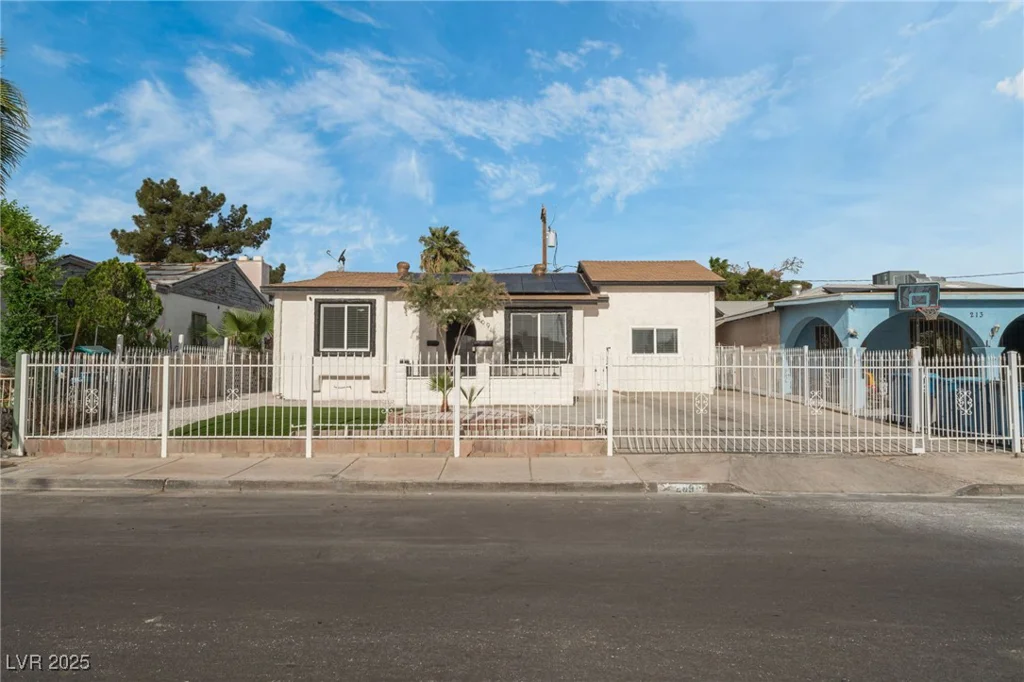 209 Cervantes, Las Vegas, NV 89101