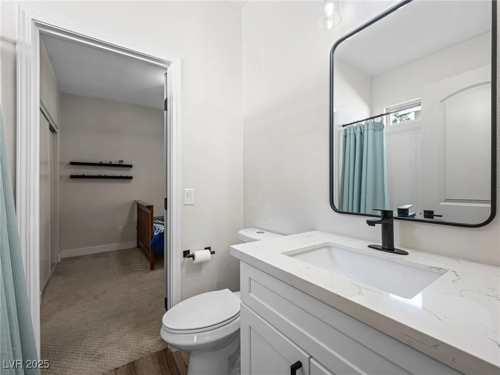 8276 Aurora Peak, Las Vegas, NV 89131