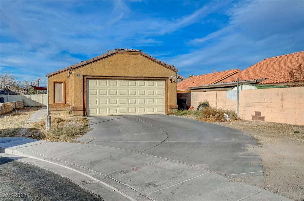 4496 Arlington Park, Las Vegas, NV 89110
