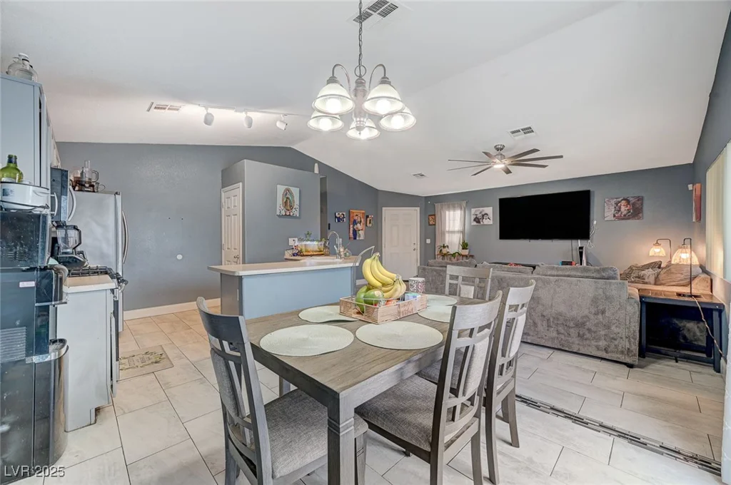 4496 Arlington Park, Las Vegas, NV 89110