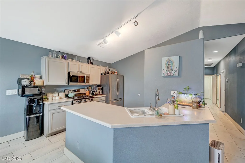 4496 Arlington Park, Las Vegas, NV 89110
