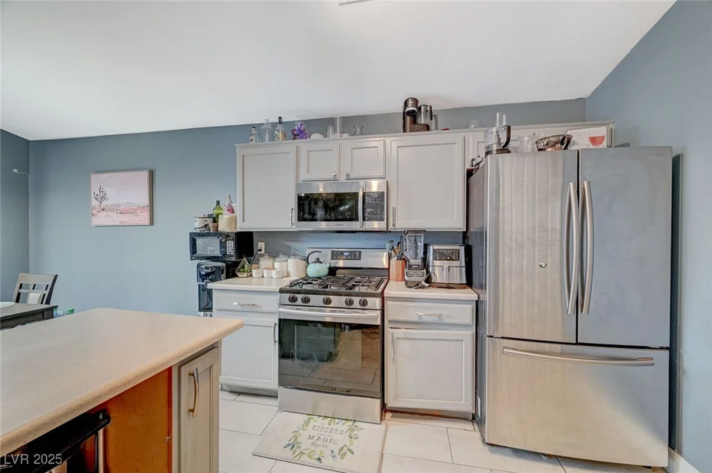 4496 Arlington Park, Las Vegas, NV 89110