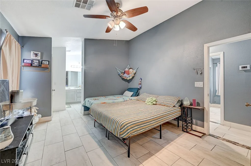 4496 Arlington Park, Las Vegas, NV 89110