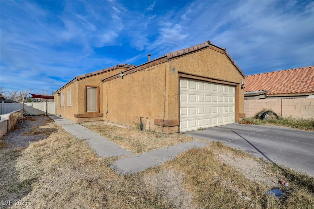 4496 Arlington Park, Las Vegas, NV 89110
