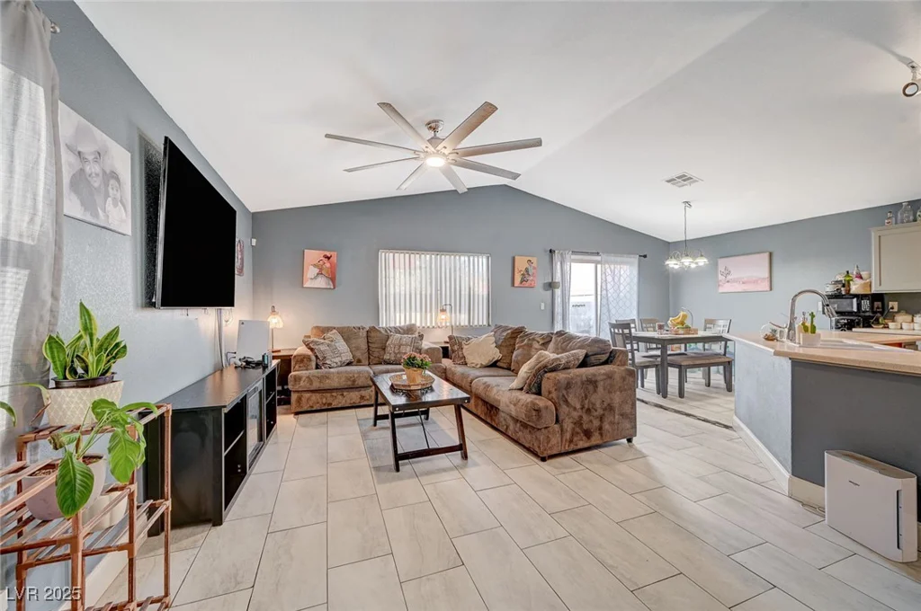 4496 Arlington Park, Las Vegas, NV 89110