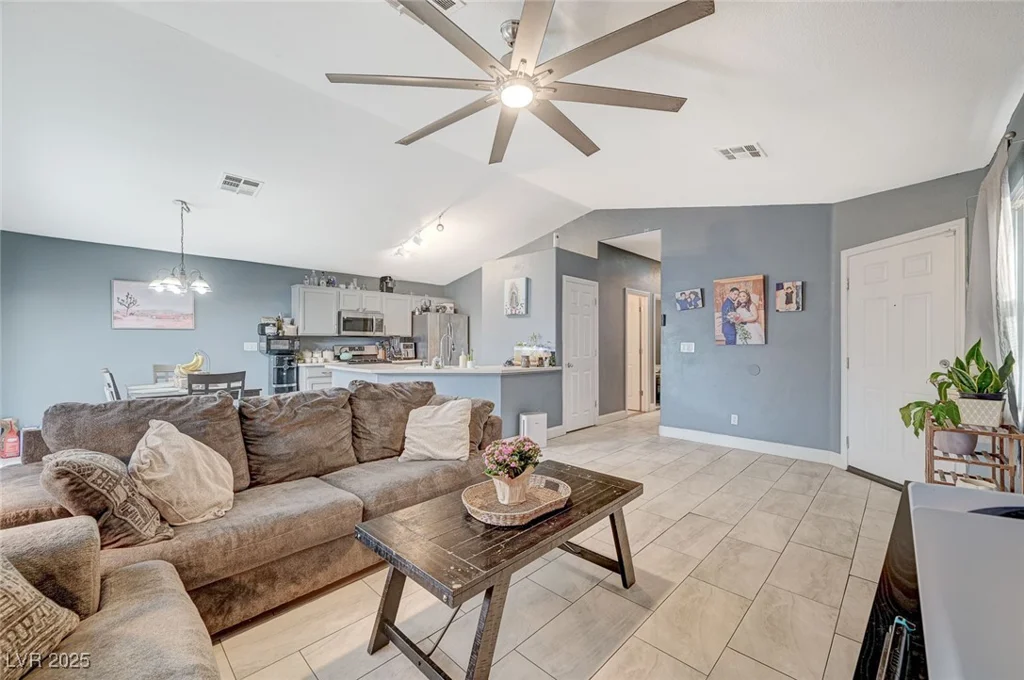 4496 Arlington Park, Las Vegas, NV 89110