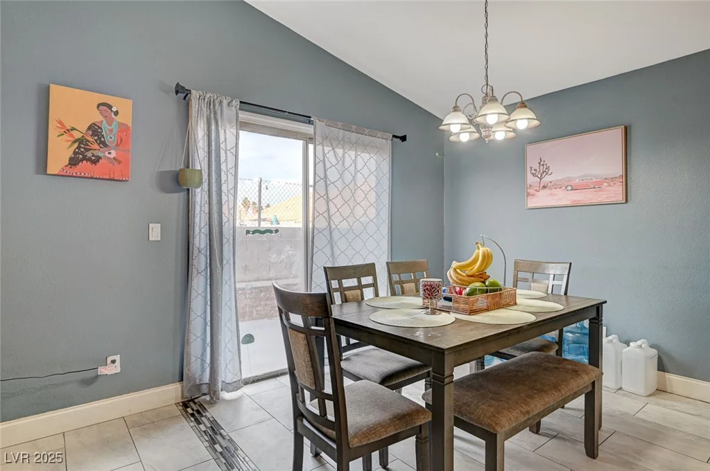 4496 Arlington Park, Las Vegas, NV 89110