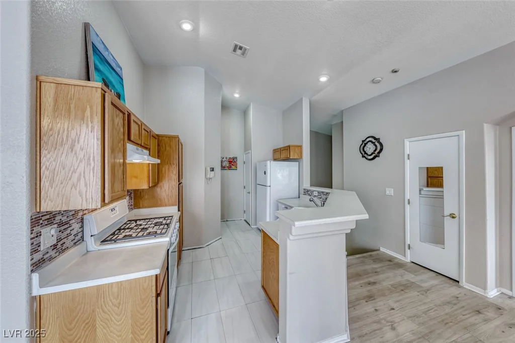 6625 Lavender Lilly, North Las Vegas, NV 89084
