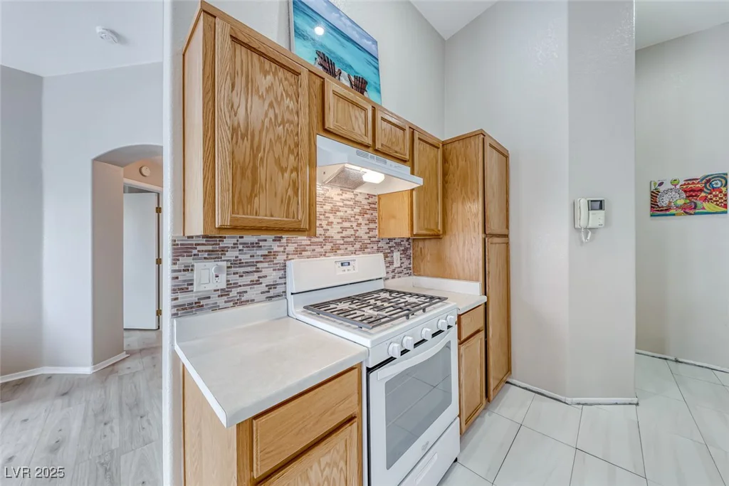 6625 Lavender Lilly, North Las Vegas, NV 89084