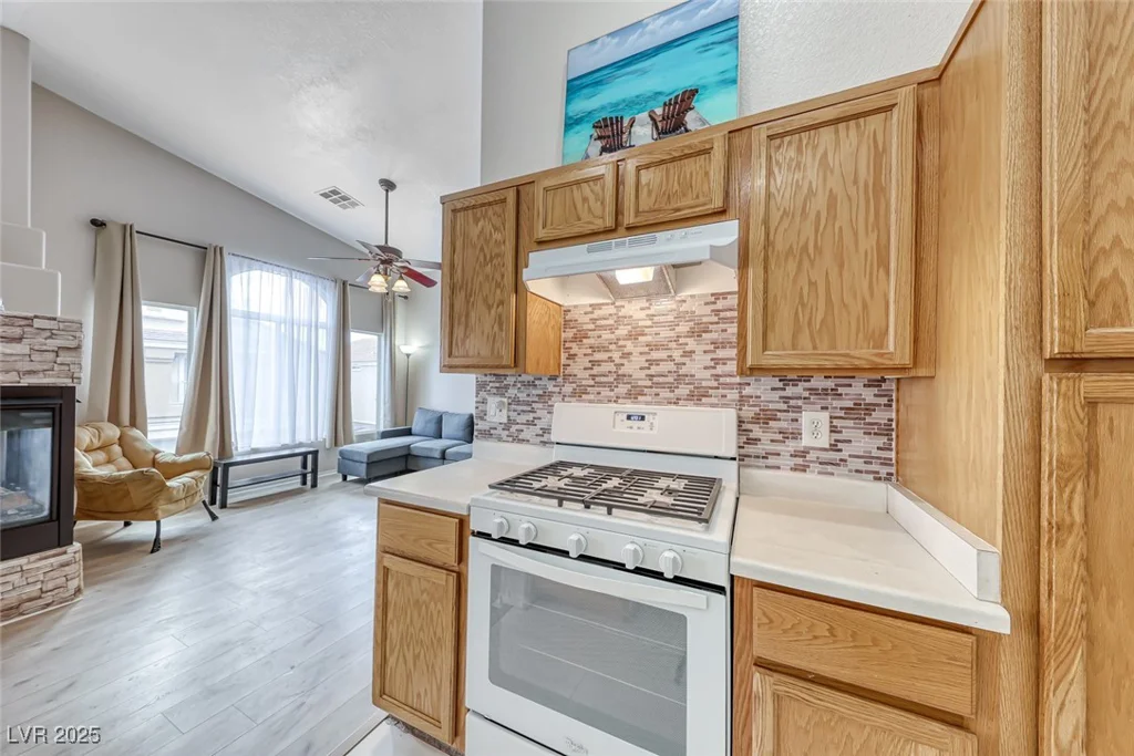 6625 Lavender Lilly, North Las Vegas, NV 89084
