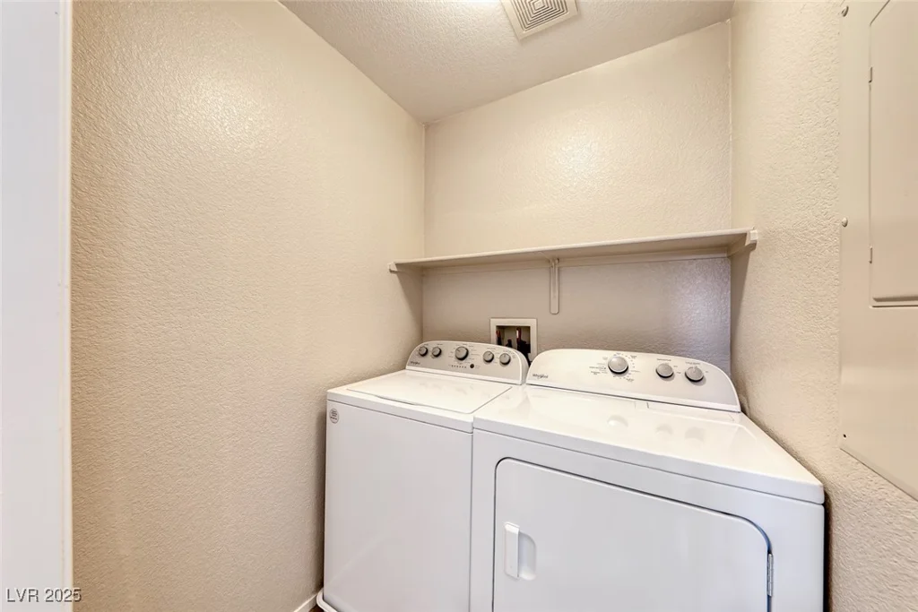 6625 Lavender Lilly, North Las Vegas, NV 89084