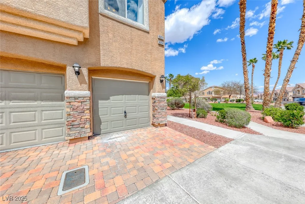 6625 Lavender Lilly, North Las Vegas, NV 89084
