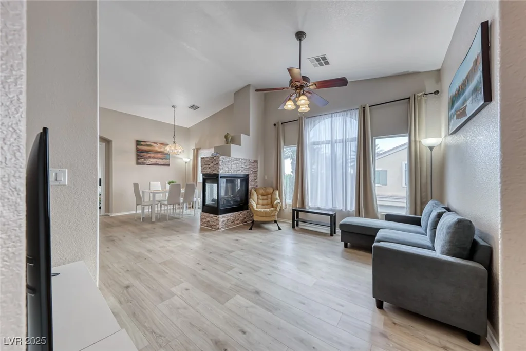 6625 Lavender Lilly, North Las Vegas, NV 89084
