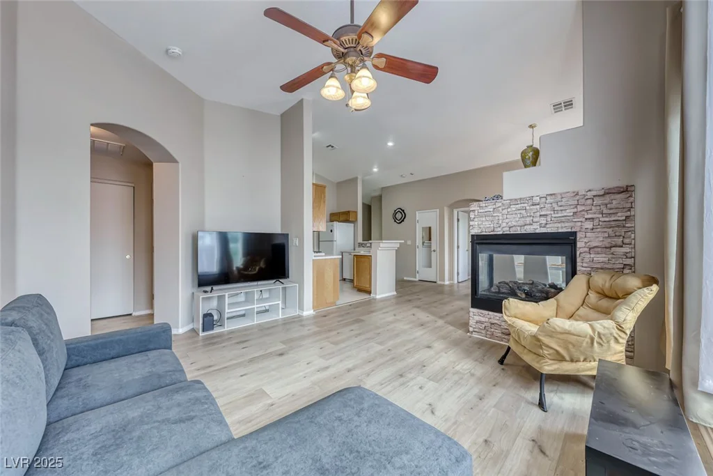 6625 Lavender Lilly, North Las Vegas, NV 89084