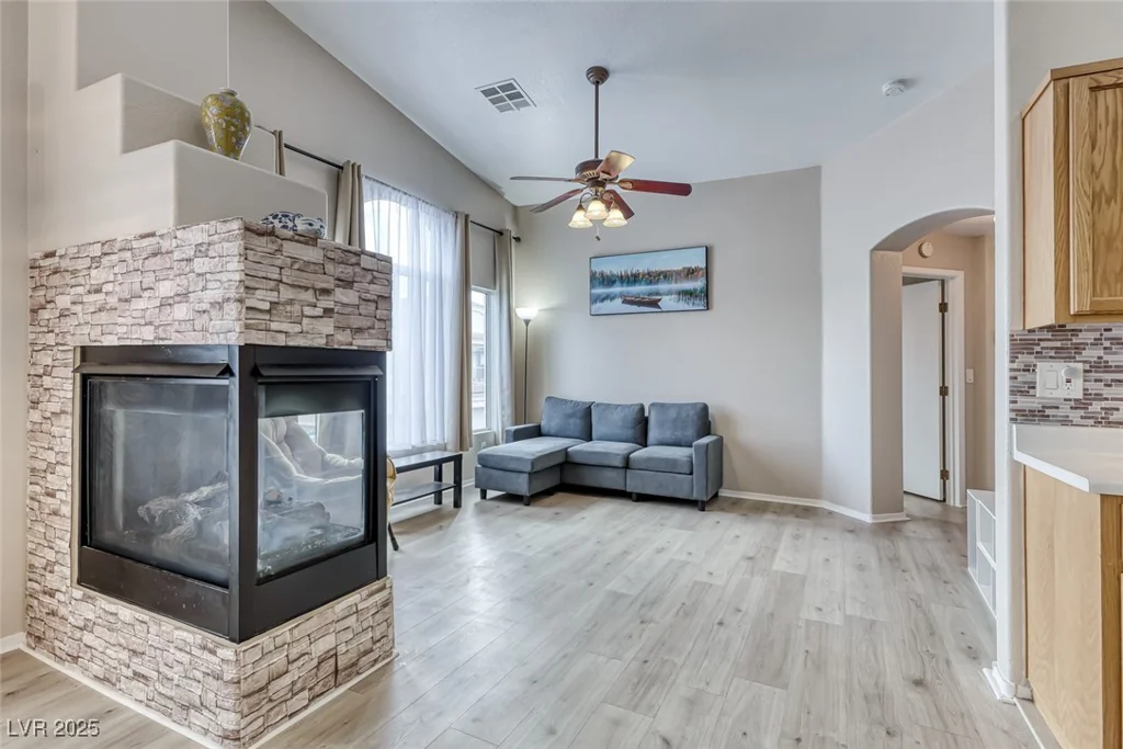 6625 Lavender Lilly, North Las Vegas, NV 89084