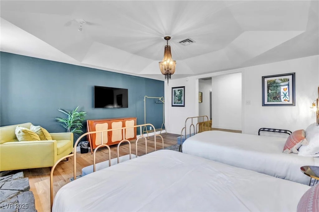 4427 Coventry, Las Vegas, NV 89121
